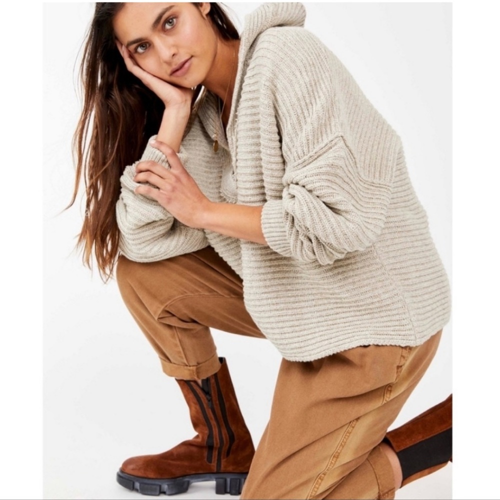 NWT Free People V-Neck Sweater - Picture 2 of 11